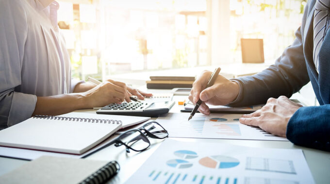 Leaders struggling with decision fatigue in the workplace