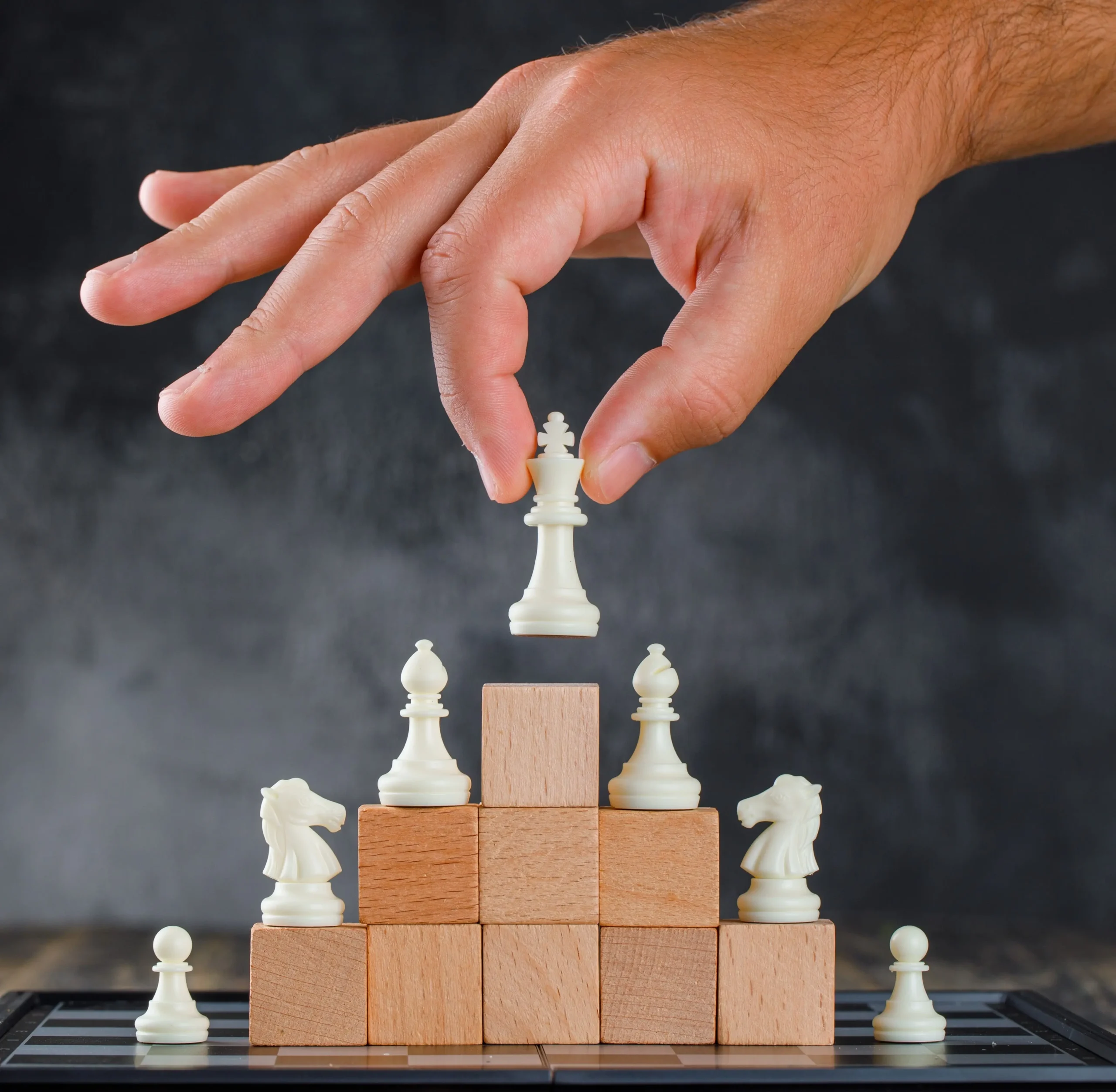 Illustration showing adaptive leadership in dynamic, uncertain business